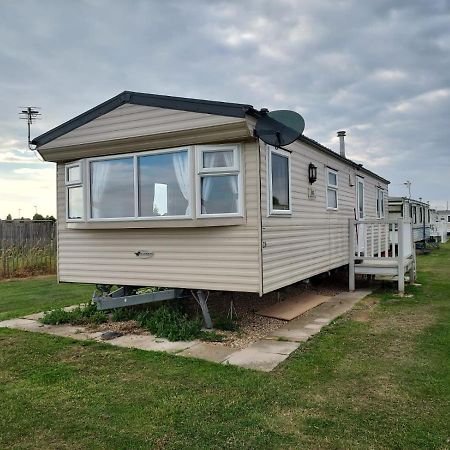 Апартаменты 6 Berth The Chase Инголдмелс Экстерьер фото