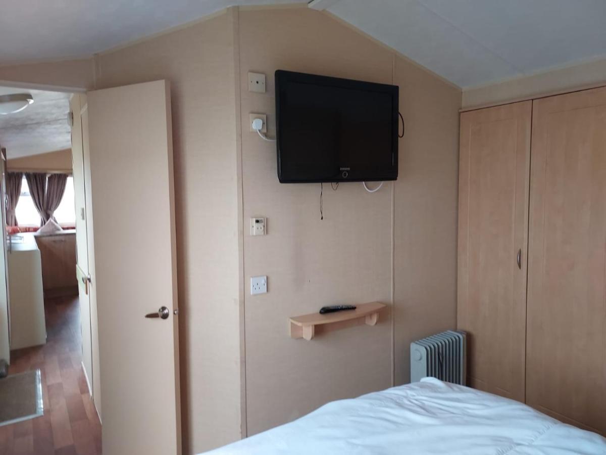 Апартаменты 6 Berth The Chase Инголдмелс Экстерьер фото